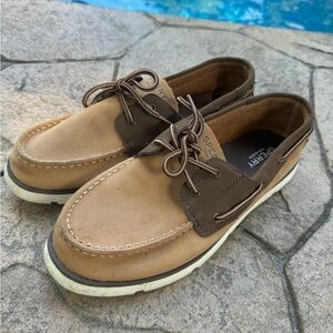Sperry Topsider Leeward Boys loafers size 6M